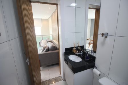 Apartamento à venda com 162m², 4 quartos e 3 vagasBanheiro 2