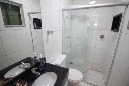 Apartamento à venda com 162m², 4 quartos e 3 vagasBanheiro 2