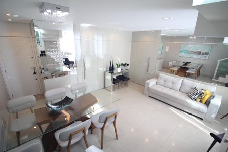Apartamento à venda com 162m², 4 quartos e 3 vagasSala