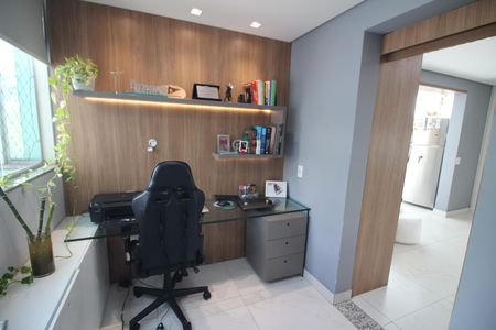 Apartamento à venda com 162m², 4 quartos e 3 vagasQuarto 3