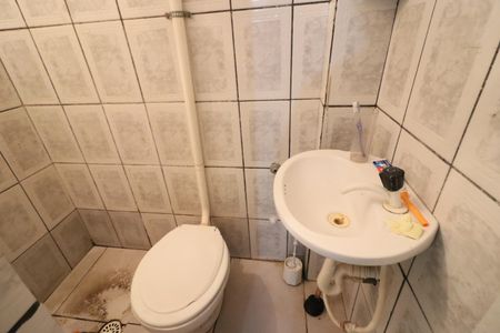 Banheiro de casa à venda com 1 quarto, 41m² em Santa Maria, Osasco