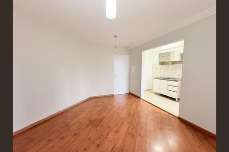 Sala de apartamento à venda com 2 quartos, 52m² em Jardim do Lago, Jundiaí