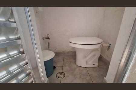 Casa para alugar com 185m², 3 quartos e 2 vagasBanheiro de Serviço