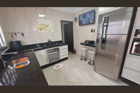 Casa para alugar com 185m², 3 quartos e 2 vagasCozinha