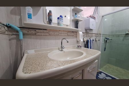 Casa para alugar com 185m², 3 quartos e 2 vagasBanheiro da Suíte