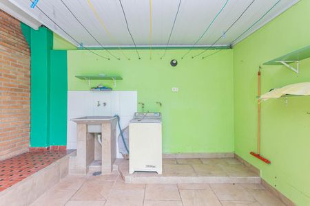 Casa à venda com 240m², 2 quartos e 2 vagasÁrea de Serviço