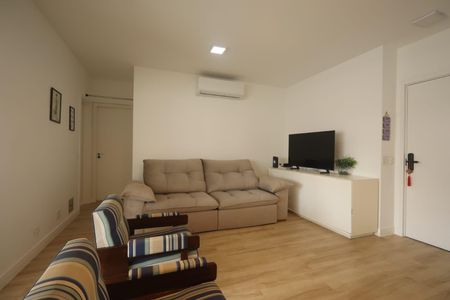 Sala de apartamento para alugar com 3 quartos, 134m² em Bosque da Saúde, São Paulo
