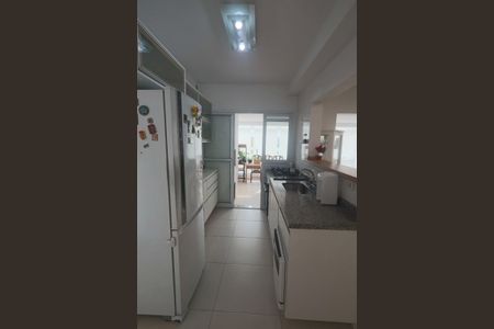 Apartamento para alugar com 134m², 3 quartos e 4 vagasCozinha
