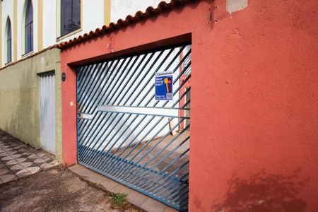 Casa para alugar com 350m², 2 quartos e 4 vagasFachada