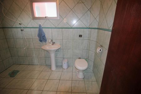 Casa para alugar com 350m², 2 quartos e 4 vagasBanheiro da Suíte