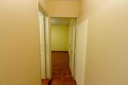 Casa para alugar com 150m², 2 quartos e 1 vaga Casa para alugar com 150m², 2 quartos e 1 vagaCorredor