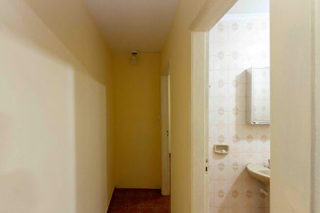 Casa para alugar com 150m², 2 quartos e 1 vaga Casa para alugar com 150m², 2 quartos e 1 vagaCorredor