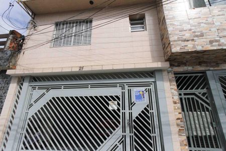 Casa para alugar com 150m², 2 quartos e 1 vaga Casa para alugar com 150m², 2 quartos e 1 vagaFachada