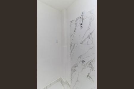 Apartamento à venda com 83m², 2 quartos e sem vagaBanheiro