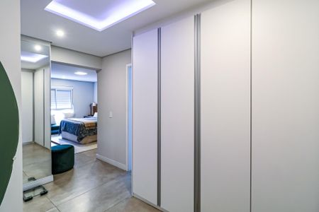 Apartamento à venda com 234m², 4 quartos e 3 vagasSuite 01 - Closet