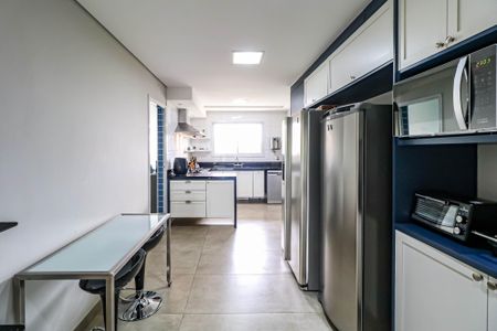 Apartamento à venda com 234m², 4 quartos e 3 vagasCozinha