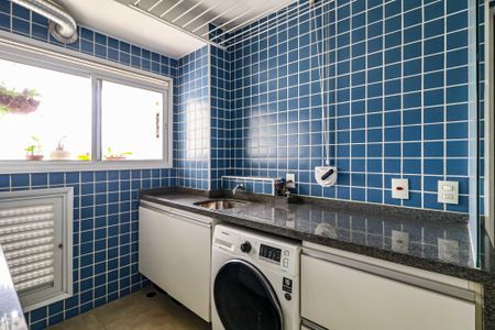 Apartamento à venda com 234m², 4 quartos e 3 vagasLavanderia