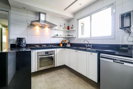 Apartamento à venda com 234m², 4 quartos e 3 vagasCozinha