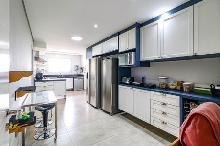 Apartamento à venda com 234m², 4 quartos e 3 vagasCozinha