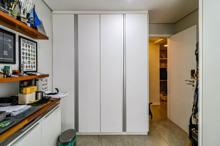 Apartamento à venda com 234m², 4 quartos e 3 vagasSuite 03