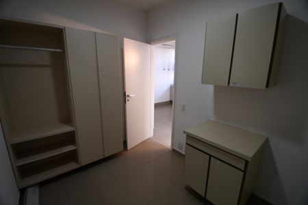 Apartamento à venda com 450m², 4 quartos e 4 vagasQuarto de Serviço