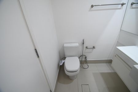 Apartamento à venda com 450m², 4 quartos e 4 vagasBanheiro Suíte 3