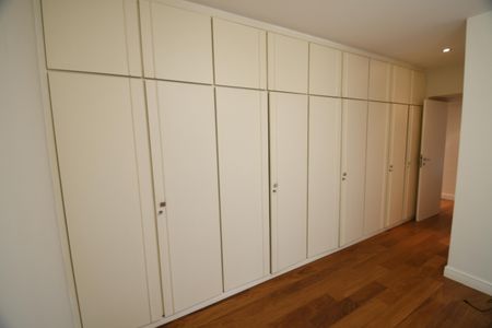 Apartamento à venda com 450m², 4 quartos e 4 vagasQuarto Suíte 3