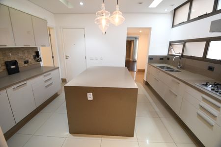 Apartamento à venda com 450m², 4 quartos e 4 vagasCozinha