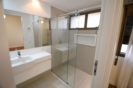 Apartamento à venda com 450m², 4 quartos e 4 vagasBanheiro Suíte 3