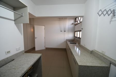 Apartamento à venda com 450m², 4 quartos e 4 vagasÁrea de Serviço