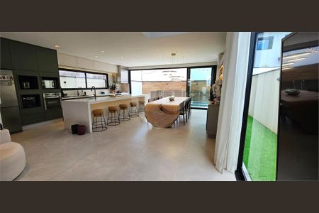 Casa à venda com 4 quartos, 268m² em Jardim Ermida I, Jundiaí