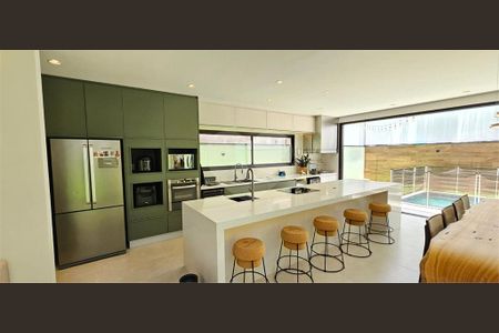 Casa à venda com 4 quartos, 268m² em Jardim Ermida I, Jundiaí