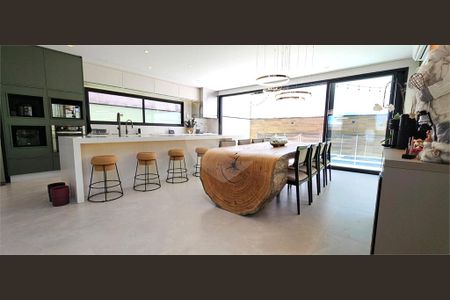 Casa à venda com 4 quartos, 268m² em Jardim Ermida I, Jundiaí