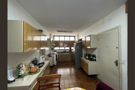 Apartamento à venda com 4 quartos, 200m² em Campo Belo, São Paulo