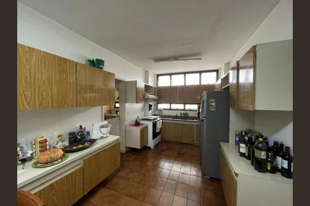 Apartamento à venda com 4 quartos, 200m² em Campo Belo, São Paulo