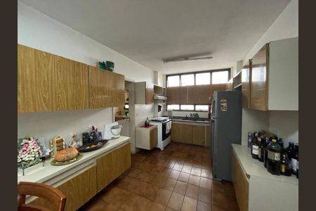 Apartamento à venda com 4 quartos, 200m² em Campo Belo, São Paulo