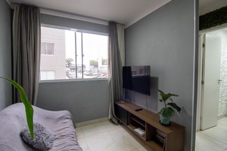 Sala de apartamento para alugar com 2 quartos, 45m² em Jardim D’abril, São Paulo