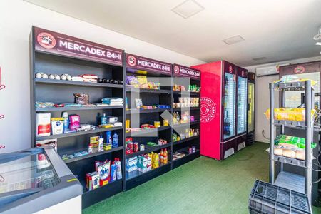 Apartamento para alugar com 45m², 2 quartos e sem vagaMercadinho