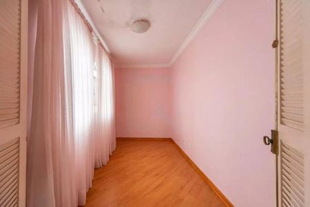 Casa à venda com 4 quartos, 300m² em Vila Valparaíso, Santo André