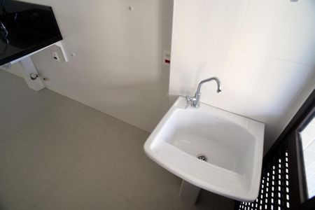 Apartamento à venda com 74m², 2 quartos e 1 vagaÁrea de Serviço
