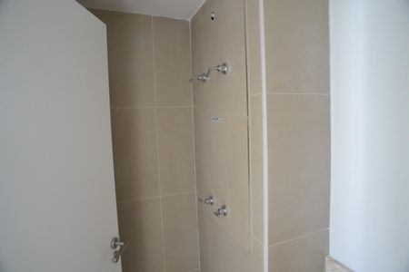 Apartamento à venda com 74m², 2 quartos e 1 vagaBanheiro Suíte 2