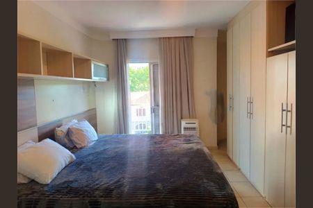 Casa à venda com 3 quartos, 177m² em Parque Sao Domingos, São Paulo