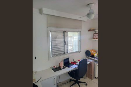 Casa à venda com 177m², 3 quartos e 4 vagas