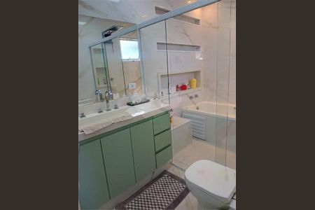 Casa à venda com 177m², 3 quartos e 4 vagas