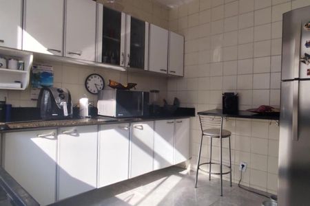 Apartamento à venda com 170m², 5 quartos e 2 vagas