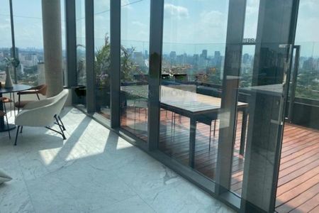 Apartamento à venda com 2 quartos, 138m² em Itaim Bibi, São Paulo