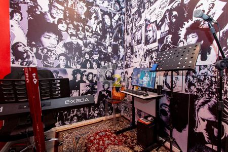 Casa à venda com 3 quartos, 230m² em Vila Nova Conceição, São Paulo