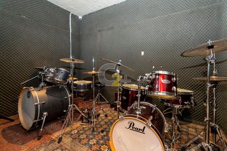 Casa à venda com 3 quartos, 230m² em Vila Nova Conceição, São Paulo