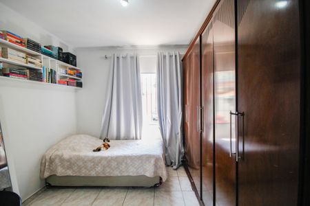 Casa à venda com 130m², 3 quartos e 2 vagas Casa à venda com 130m², 3 quartos e 2 vagasQuarto 2