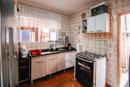 Casa à venda com 130m², 3 quartos e 2 vagas Casa à venda com 130m², 3 quartos e 2 vagasCozinha